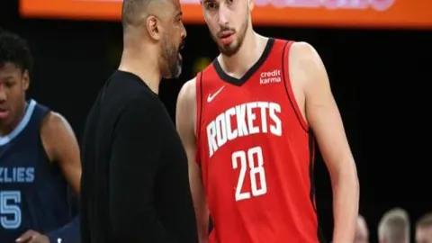 女明星糗事揭秘：明星为何塌房？偶像明星的内涵阐释